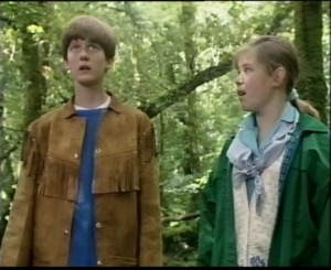 Jake and Dora discuss their feelings regarding the current problems at home