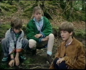 The children talk about marriage and divorce and for a moment forget about Bond, until Lewis finds some footprints