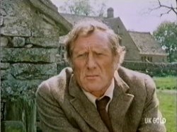 Peter warns Jonathon and Margaret about Mr. Gordon