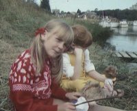 Emma and Polly are playing together