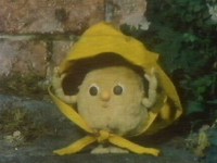 Posie needs a hat for all these secrets