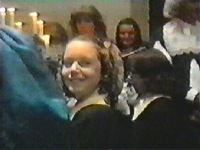 Linnet winks at Tolly