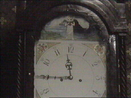 The clock and the angel