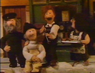 Group of main landers on the coast