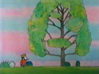 What a huge tree, I think I'll climb to the top